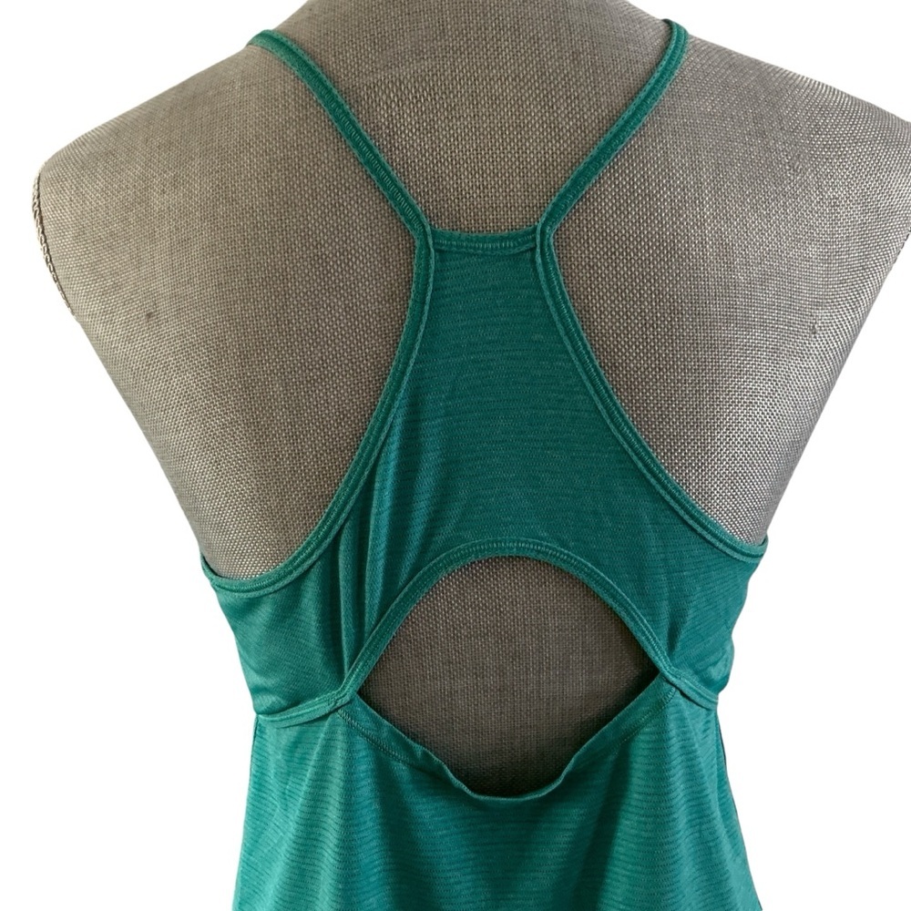 Lululemon tank top size 6 green striped racerback yoga athletic top - Picture 3 of 5